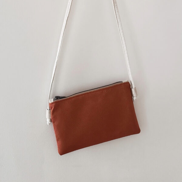 Sac pochette bandoulière jacquard abstrait1 orange brulée