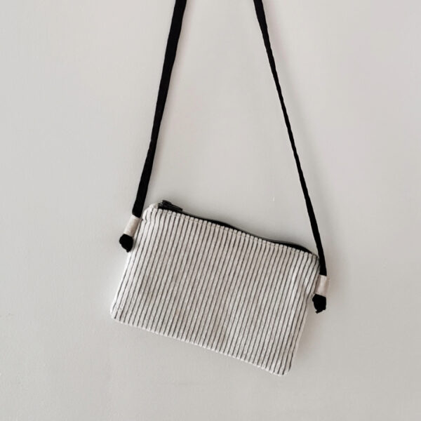 Sac pochette bandoulière velours jumbo blanc